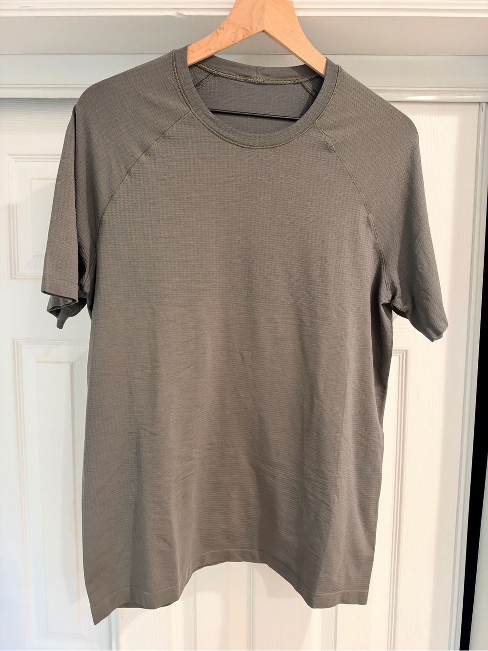 Lululemon Metal-Vent Short-Sleeve T-Shirt - Sage Green